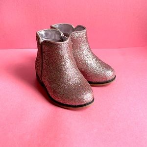 Super adorable Pink Sparkly Boots